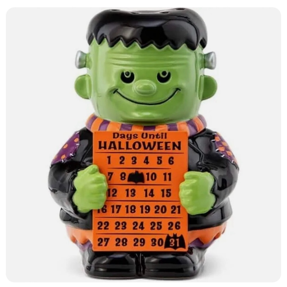 New Scentsy Halloween Countdown Frankenstein warmer